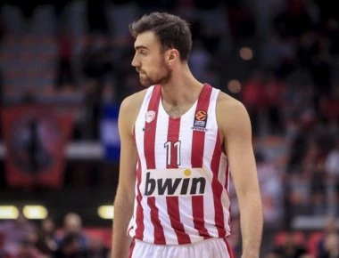 Στο νοσοκομείο ο Μιλουτίνοφ - Απώλεια για τον Ολυμπιακό!